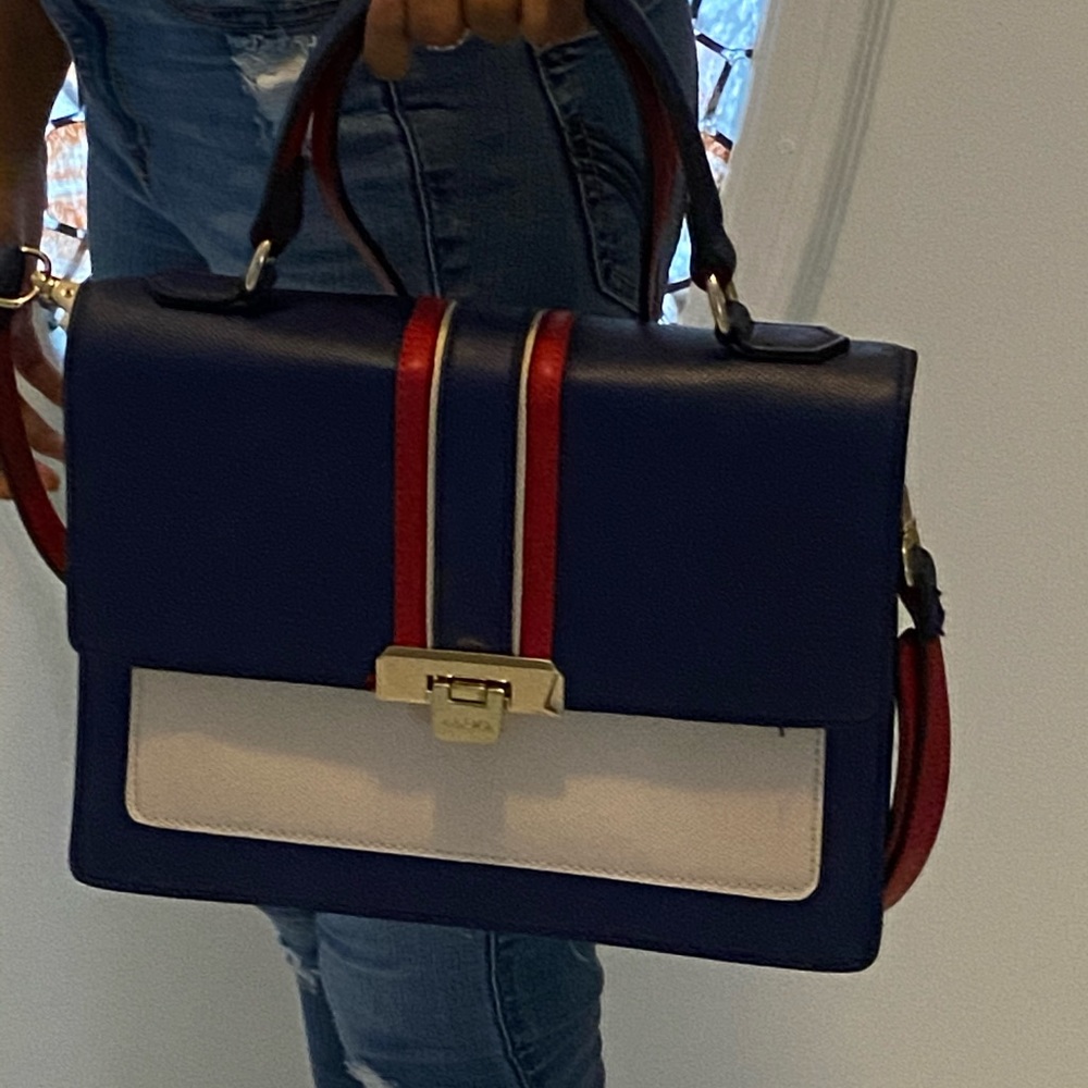 Aldo Purse